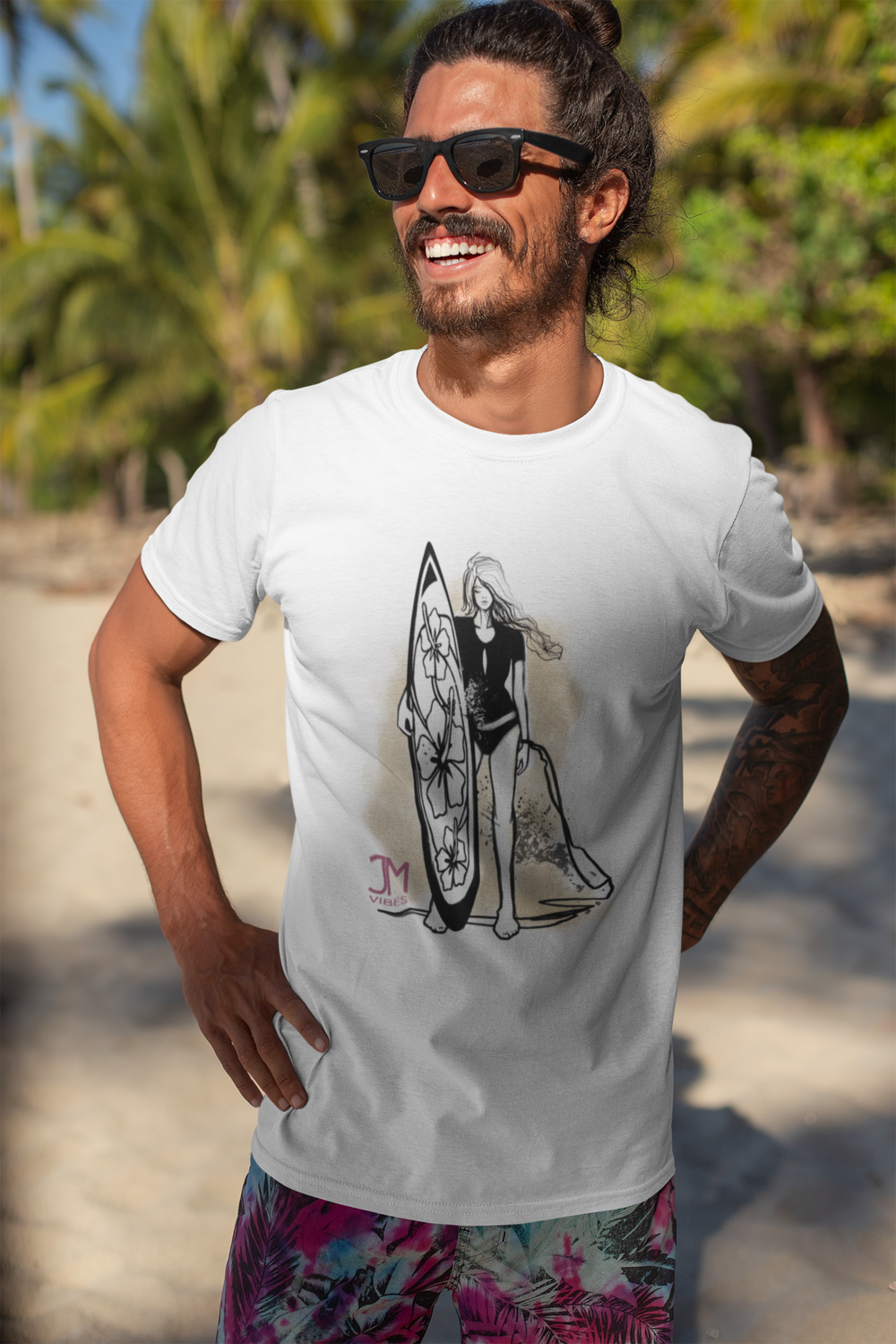 Girl Surfer | Short Sleeve